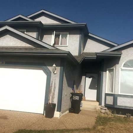 Renovated 4 Bedrooms 20 Sleeps Shopping Mall Edmonton Luaran gambar